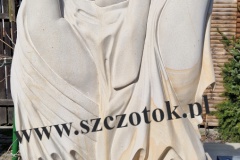 834-Pomnik-nowoczesny-z-rzezba-pelnoplastyczna-dziecka-utraconego-z-piaskowca-Grazawa-woj.kujawsko-pomorskie