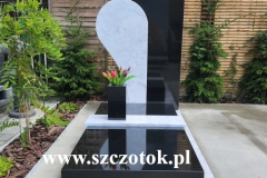 320-Pomnik-pojedynczy-z-czarnego-granitu-oraz-bialego-marmuru-wloskiego-Calacatta-Czestochowa-Blachownia